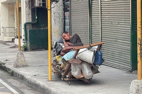 Zamboanga City stengthens efforts to clear streets of dwellers.